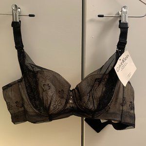 Calvin Klein brand-new lace bra - size L